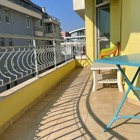 Luxury Breeze